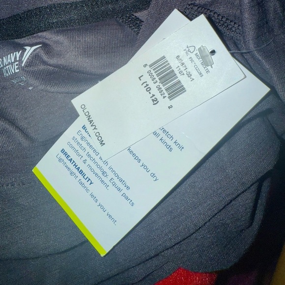 NWT Kids Old Navy Gray Long Sleeve Crew Neck Tee - Picture 3 of 3